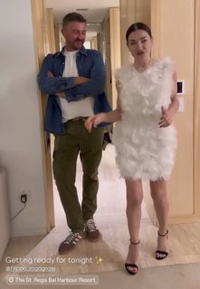 Elisabetta Franchi feet photo thumbnail