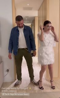 Elisabetta Franchi feet photo thumbnail