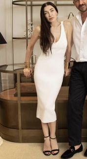 Elisabetta Franchi feet photo thumbnail