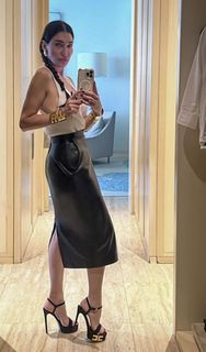 Elisabetta Franchi feet photo thumbnail