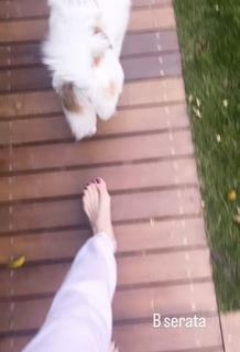 Elisabetta Franchi feet photo thumbnail