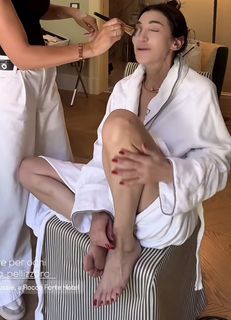 Elisabetta Franchi feet photo thumbnail