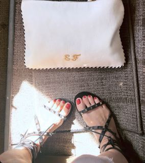 Elisabetta Franchi feet photo thumbnail