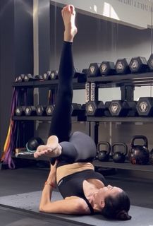 Elisabetta Franchi feet photo thumbnail