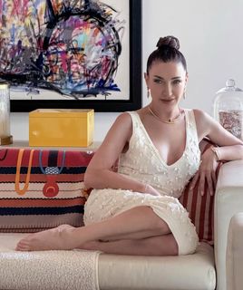 Elisabetta Franchi feet photo thumbnail