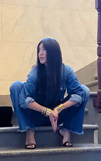 Elisabetta Franchi feet photo thumbnail