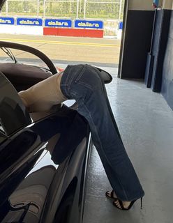 Elisabetta Franchi feet photo thumbnail