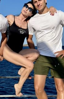 Elisabetta Franchi feet photo thumbnail