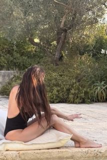 Elisabetta Franchi feet photo thumbnail