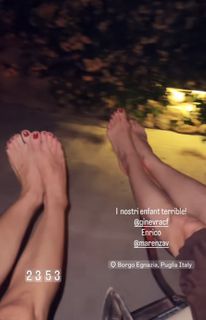 Elisabetta Franchi feet photo thumbnail