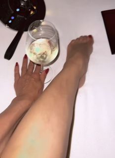 Elisabetta Franchi feet photo thumbnail
