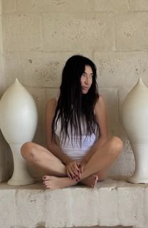 Elisabetta Franchi feet photo thumbnail