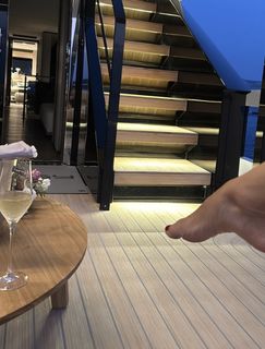 Elisabetta Franchi feet photo thumbnail