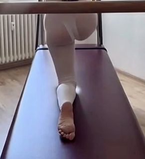 Elisabetta Franchi feet photo 6