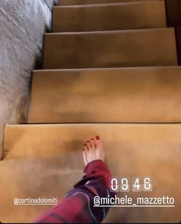 Elisabetta Franchi feet photo 8