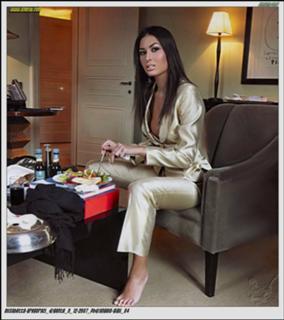 Elisabetta Gregoraci feet photo thumbnail