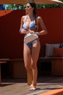 Elisabetta Gregoraci feet photo thumbnail