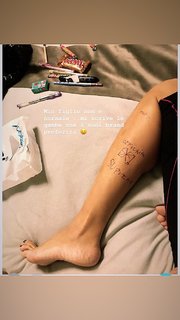 Elisabetta Gregoraci feet photo thumbnail