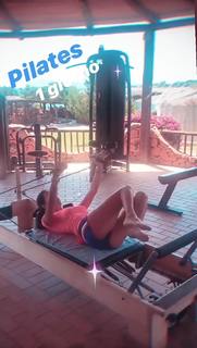 Elisabetta Gregoraci feet photo thumbnail