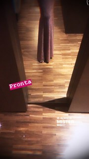 Elisabetta Gregoraci feet photo thumbnail