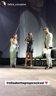 Elisabetta Gregoraci feet photo thumbnail