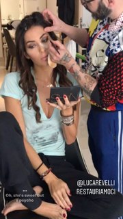 Elisabetta Gregoraci feet photo thumbnail