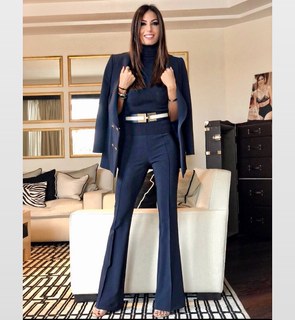 Elisabetta Gregoraci feet photo thumbnail