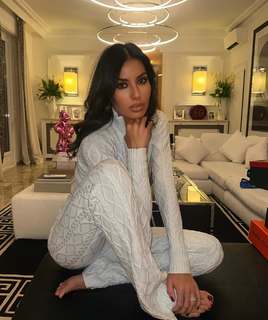 Elisabetta Gregoraci feet photo thumbnail