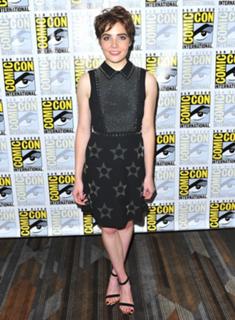 Elise Eberle feet photo 15