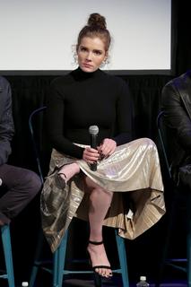 Elise Eberle feet photo 20