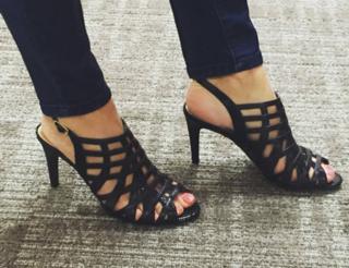 Elise Ivy feet photo 15