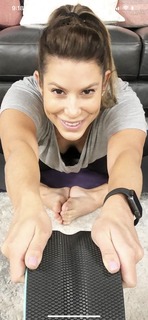 Elise Ivy feet photo 17