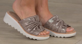 Elise Ivy feet photo 5