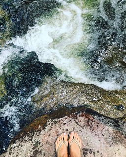 Elise Joan feet photo 8