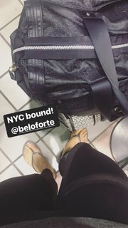 Elise Joan feet photo 14