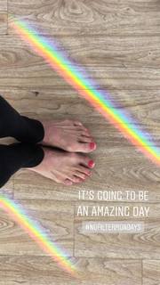 Elise Joan feet photo 18