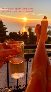 Elise Joan feet photo 6