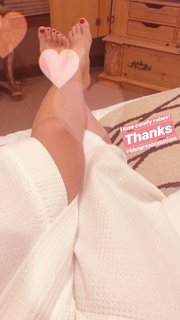 Elise Joan feet photo 17