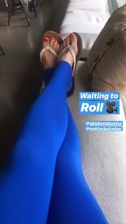 Elise Joan feet photo 12