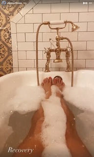 Elise Joan feet photo 10