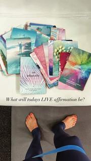 Elise Joan feet photo 8