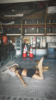 Elise Joan feet photo 1