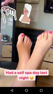 Elise Luthman feet photo 1