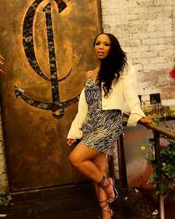 Elise Neal feet photo 8