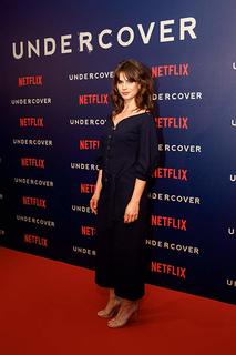 Elise Schaap feet photo 1