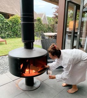Elise Schaap feet photo 14