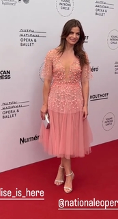 Elise Schaap feet photo 6