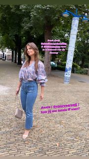 Elise Schaap feet photo 4