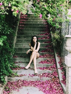 Elise Trouw feet photo 1