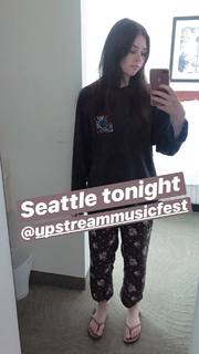 Elise Trouw feet photo 13
